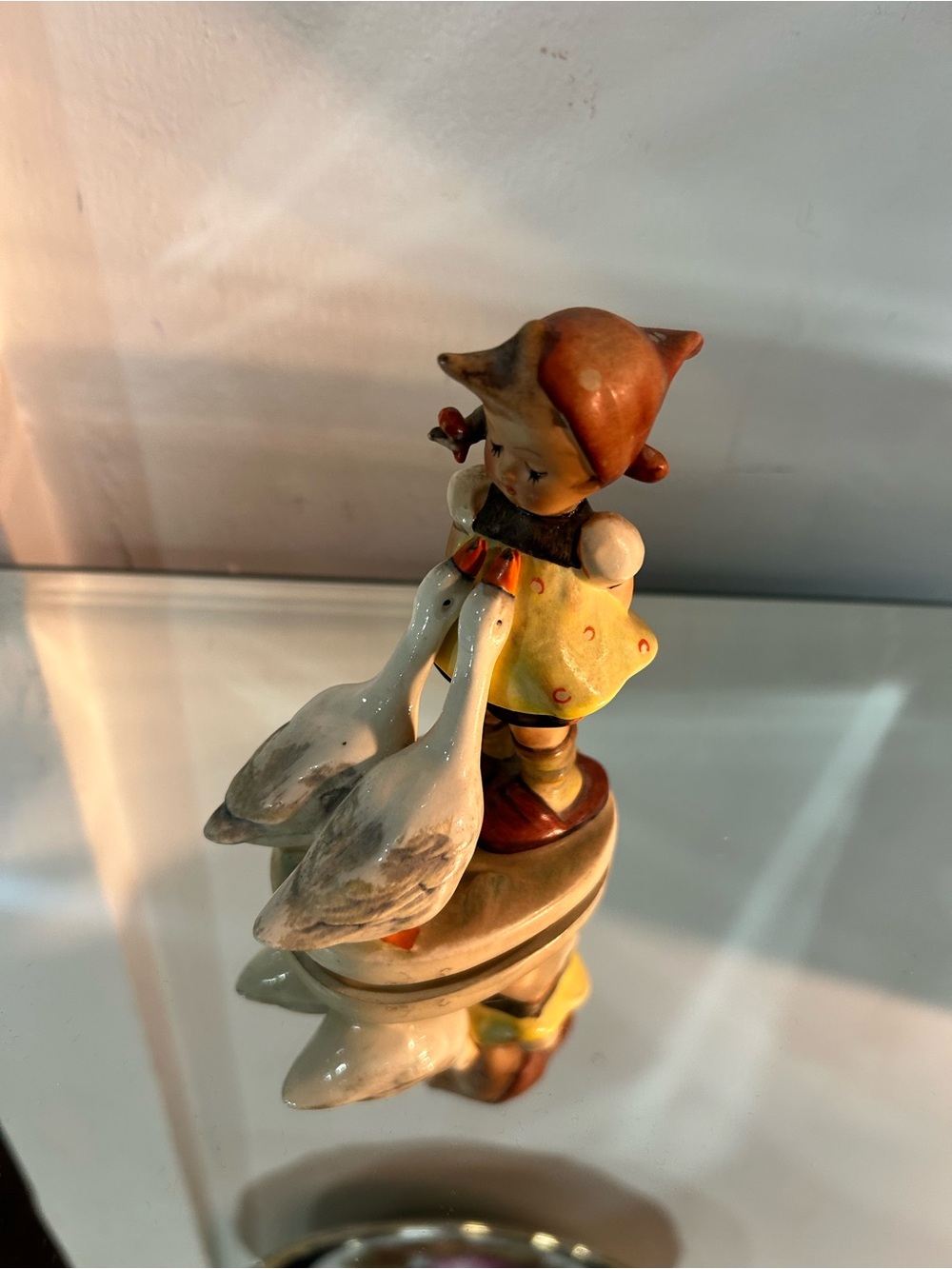 Hummel with rate stamp Girl with Geese Ceramic Figurine -